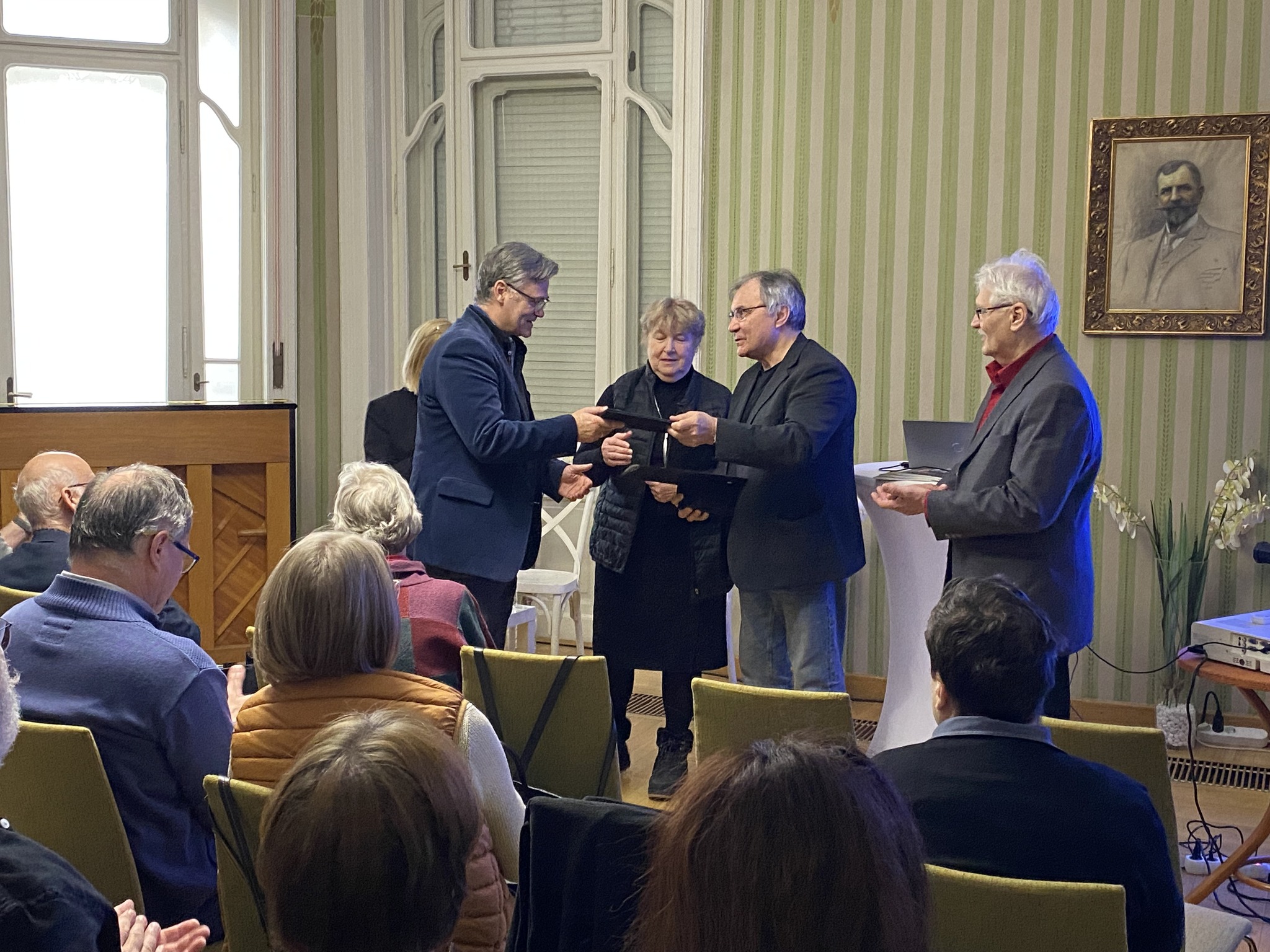 636071381_1646113834188916_5295492812189550891_n 636071381_1646113834188916_5295492812189550891_n